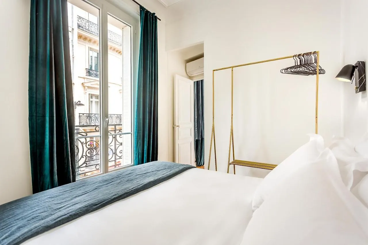 Opera Quatre Septembre Appartement Parijs